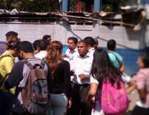 En Transporte estudiantes impidieron que el gobierno instalara vallas sin autorización de la UCV